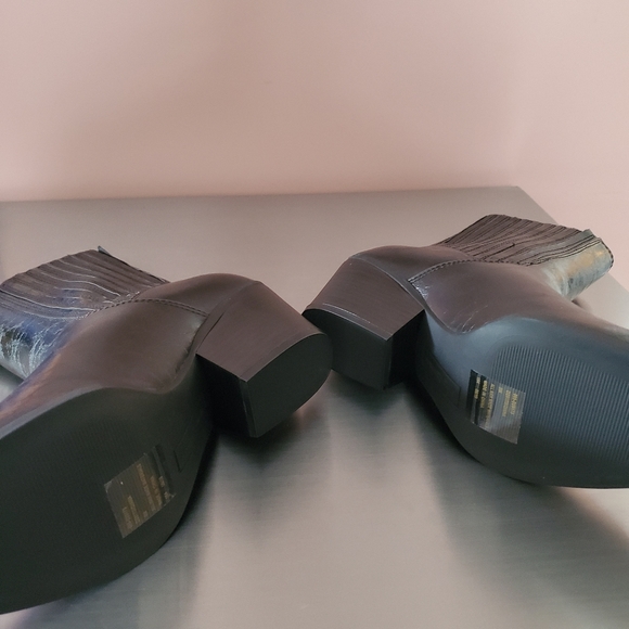 Seven Dials Qiana Ankle Boots - Picture 6 of 6